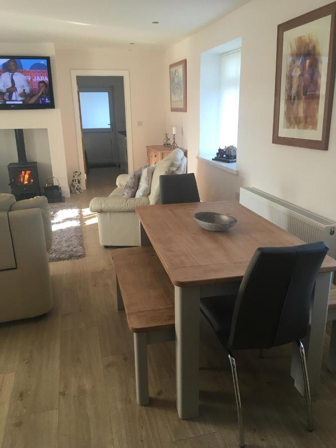 Rose Cottage Captivating 1-Bed Cottage In Bangor Extérieur photo